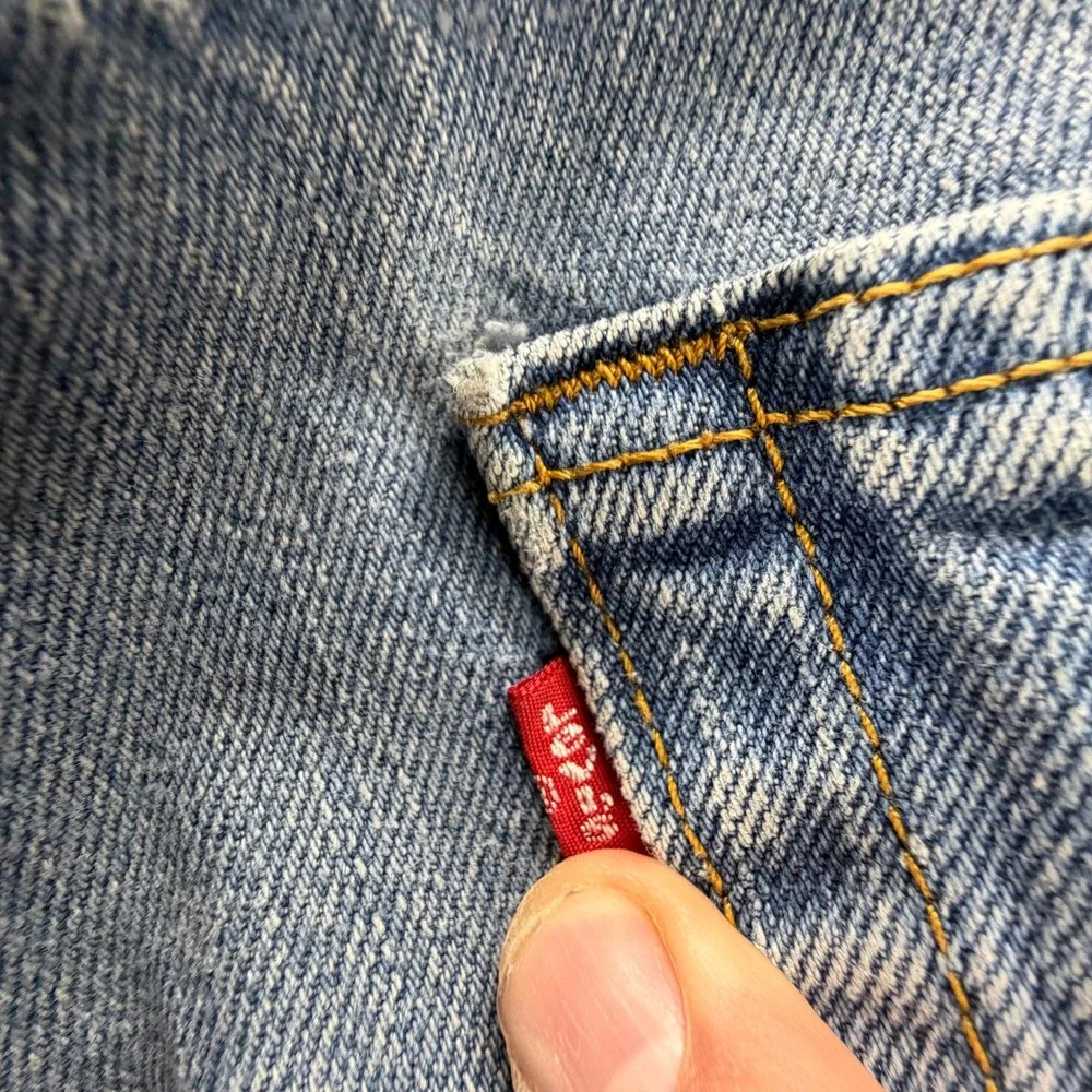 Levis 505 Regular Fit Jeans Mens 36x36 Light‎ Wash Blue Denim Straight Leg